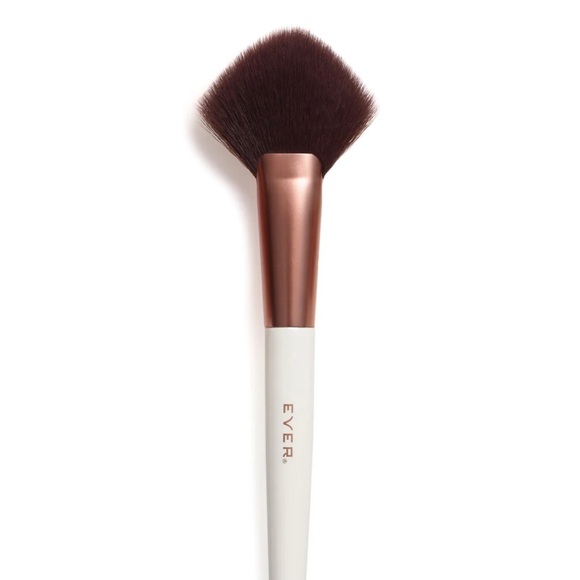🆕 EVER by Stella & Dot Make-up Brush, Cheek brush, new - Picture 1 of 5